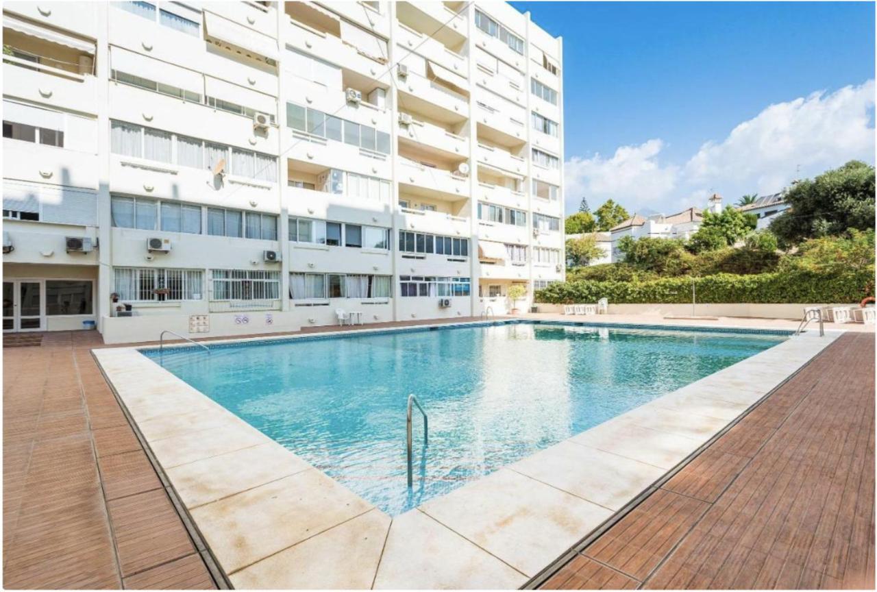 Apartamento Marbella Centro Con Piscina Luaran gambar